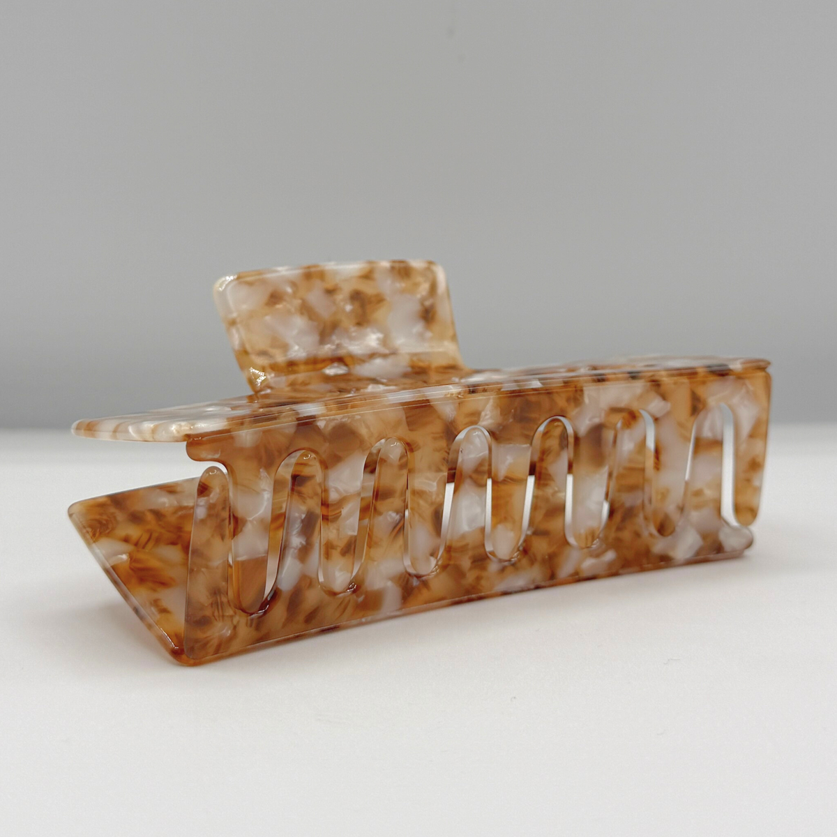 Aven Cellulose Acetate Hair Claw Clips
