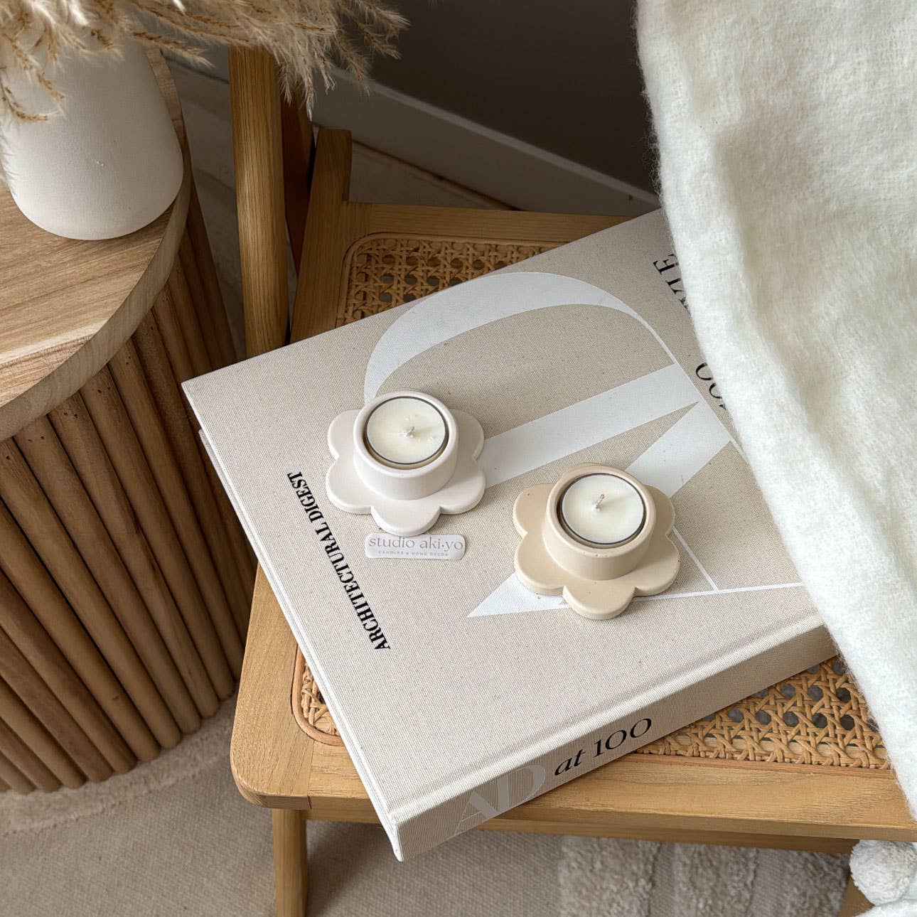 Daisy Tea Light Candle Holder