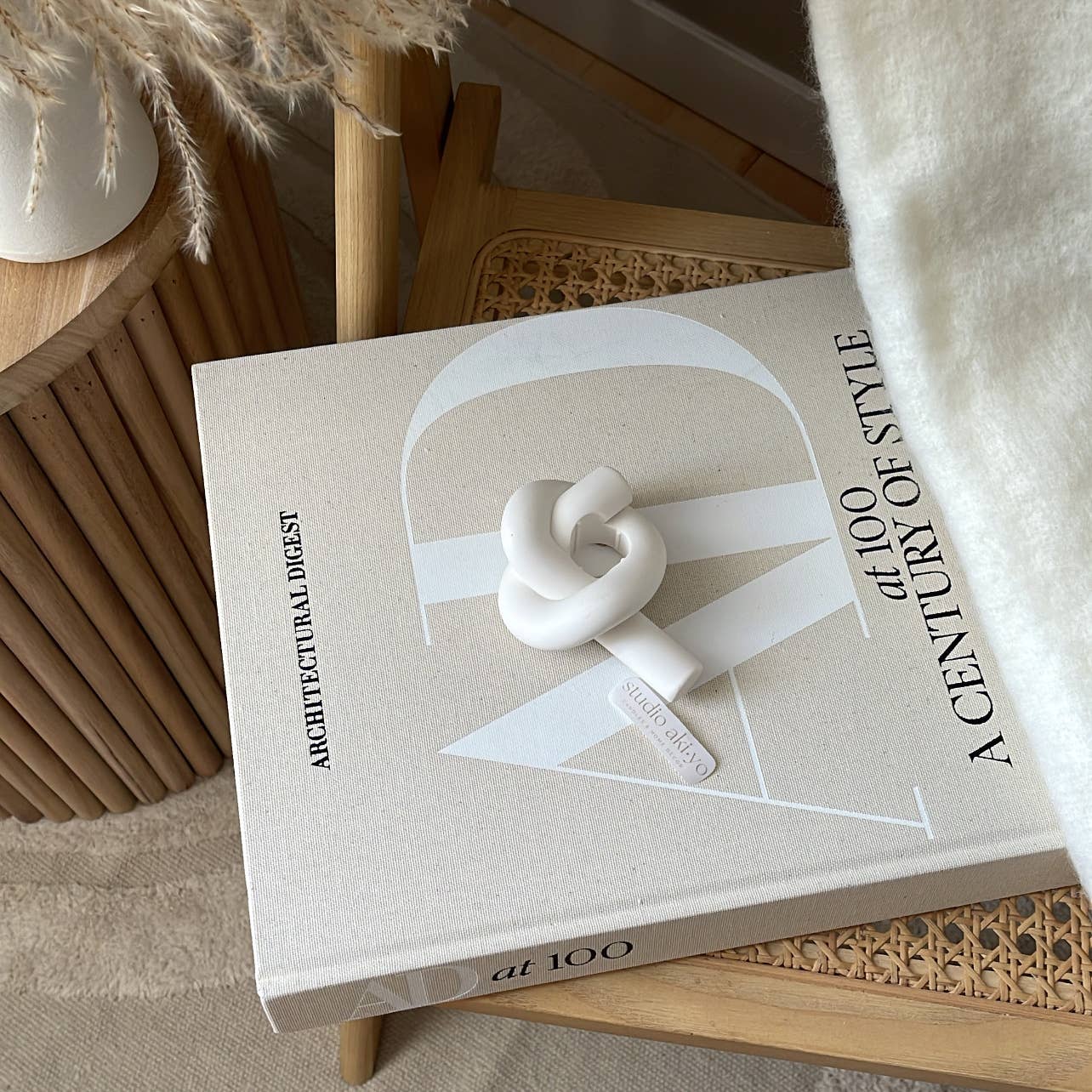 Knot Taper Candle Holder