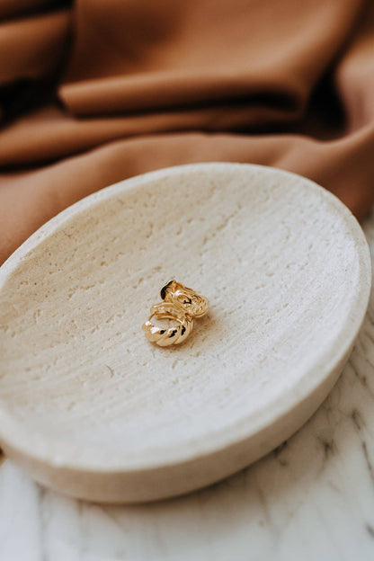 Cleo Hoops