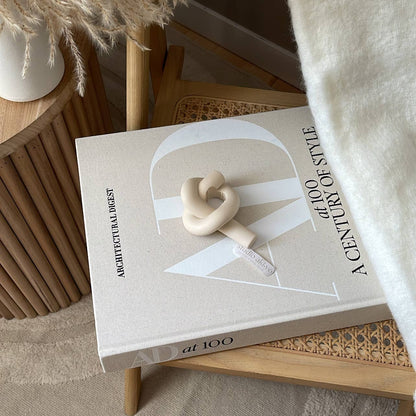 Knot Taper Candle Holder