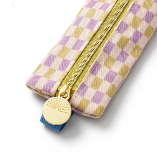Checkered Elastic Pen Pouch