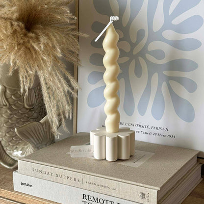 Daisy Taper Candle Holder