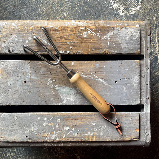 Hand Cultivator