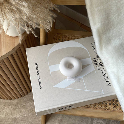 Minimalist Round Taper Candle Holder