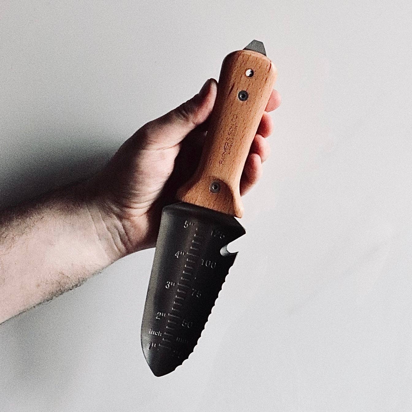 Hori Hori Garden Knife