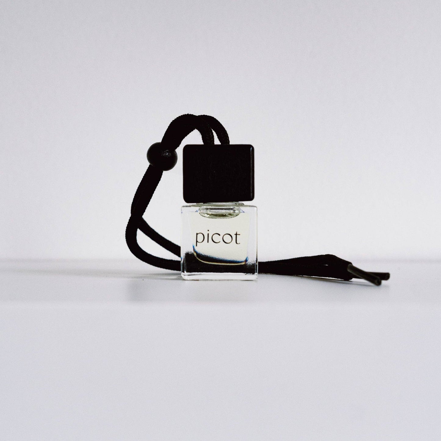 Honey Tobacco Scented Car Diffuser