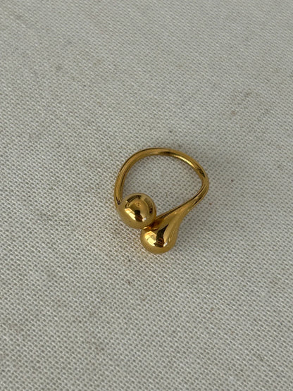 Dewdrop Ring
