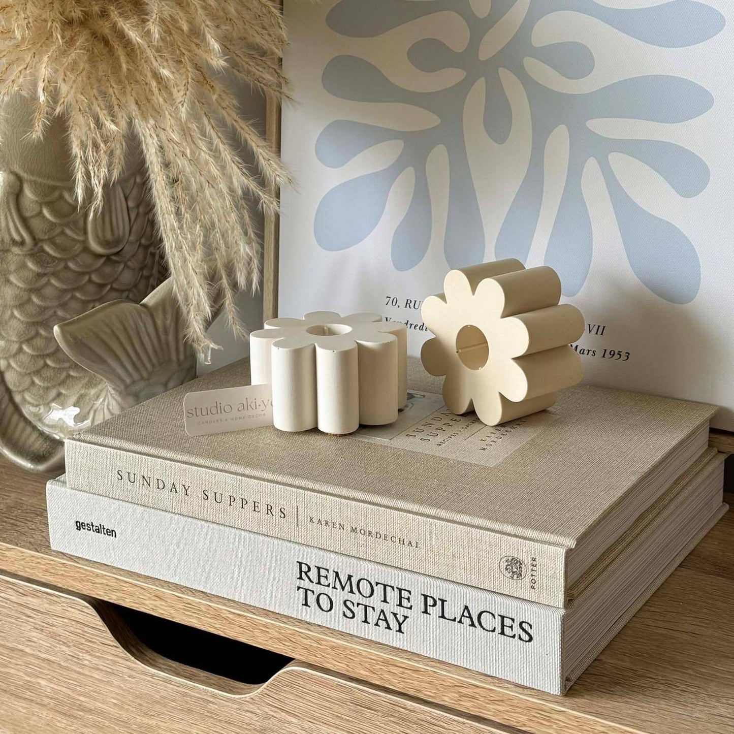 Daisy Taper Candle Holder