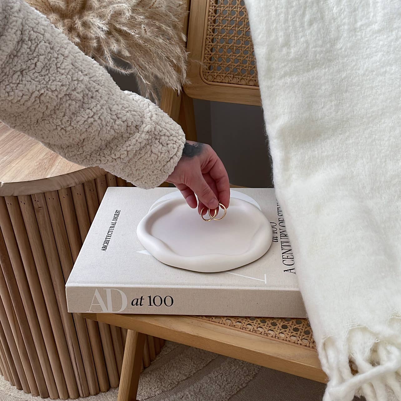 Irregular Round Cloud Trinket Tray